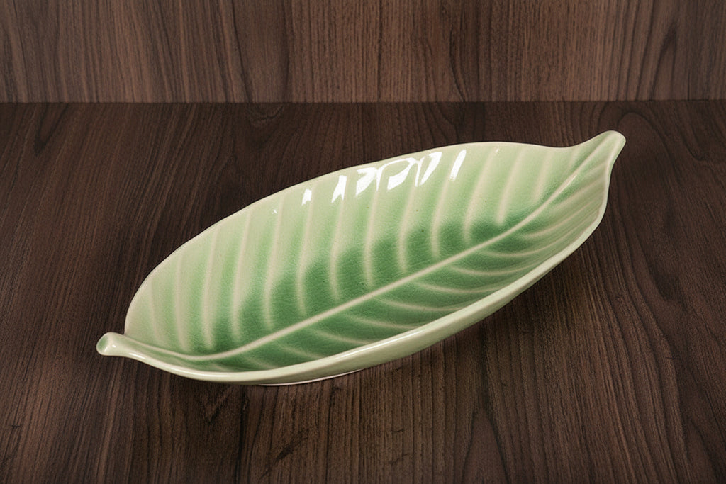Leaf Shape Plate - Green