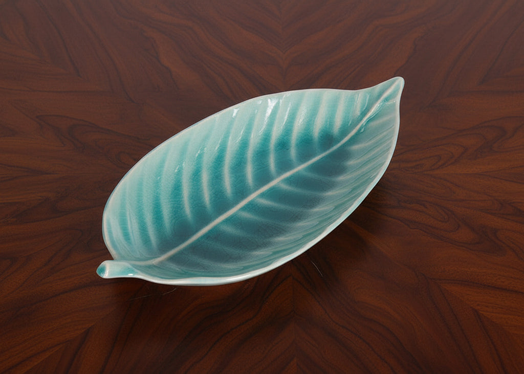 Leaf Shape Plate - Green